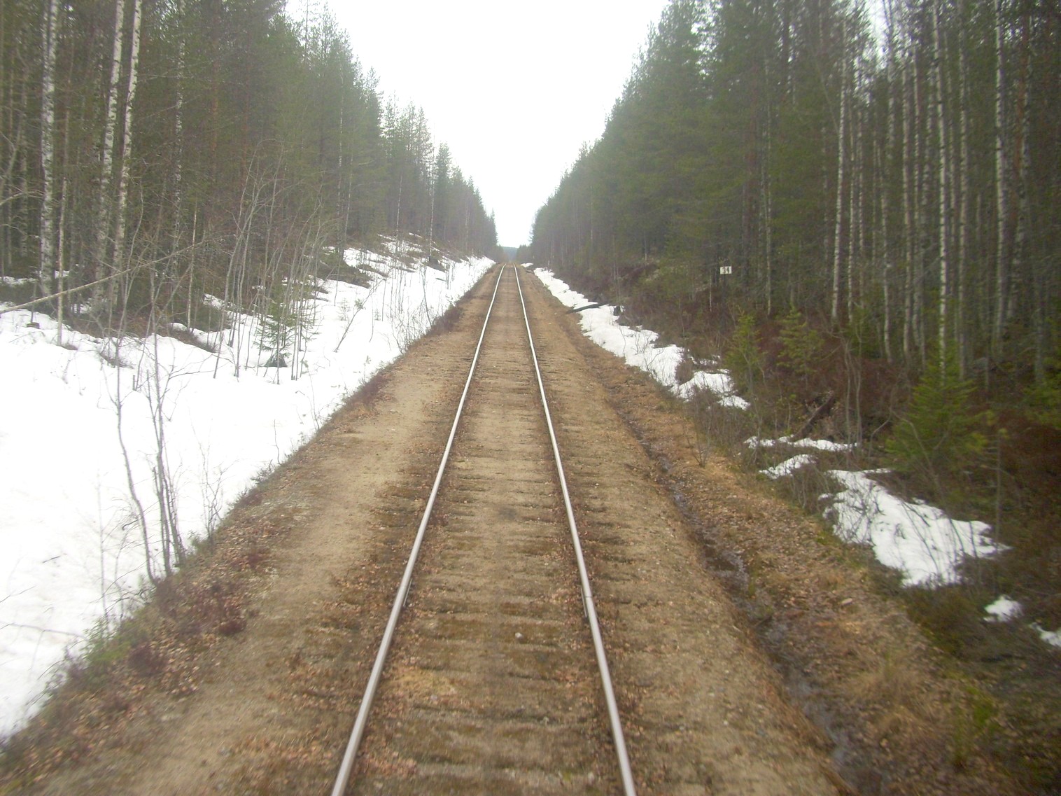 Железнодорожная линия Брусничная — Лендеры
  —  фотографии, сделанные в 2011 году (часть 8)
