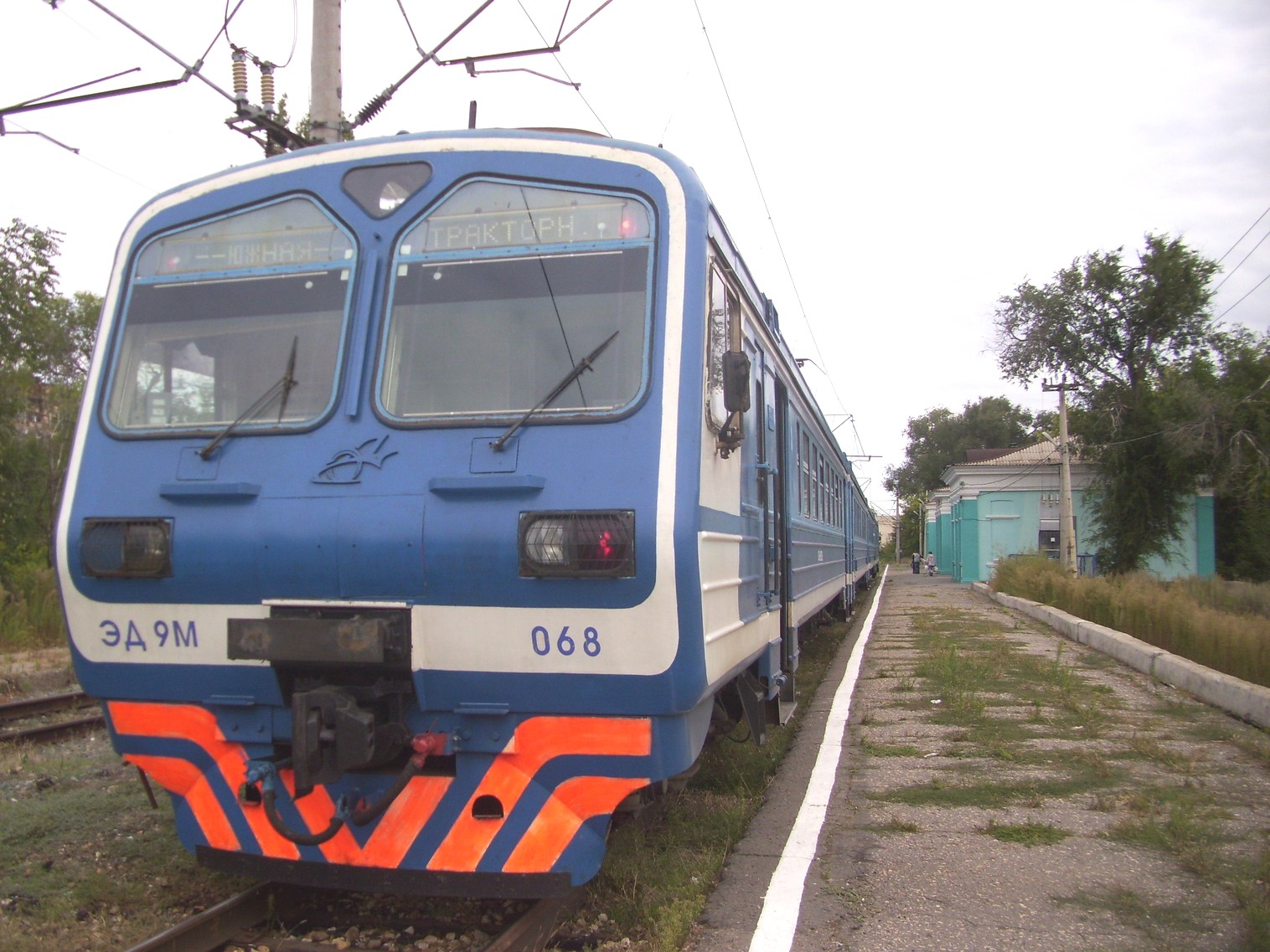 Железнодорожная линия Волгоград  —  Тракторная —  фотографии, сделанные в 2011 году