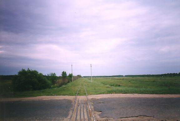 Узкоколейная железная дорога торфопредприятия «Осинторф» — фотографии, сделанные в 2003 году