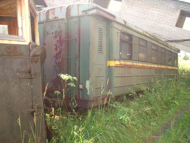 Узкоколейная железная дорога Васильевского предприятия промышленного железнодорожного транспорта  — фотографии, сделанные в 2005 году (часть 23)
