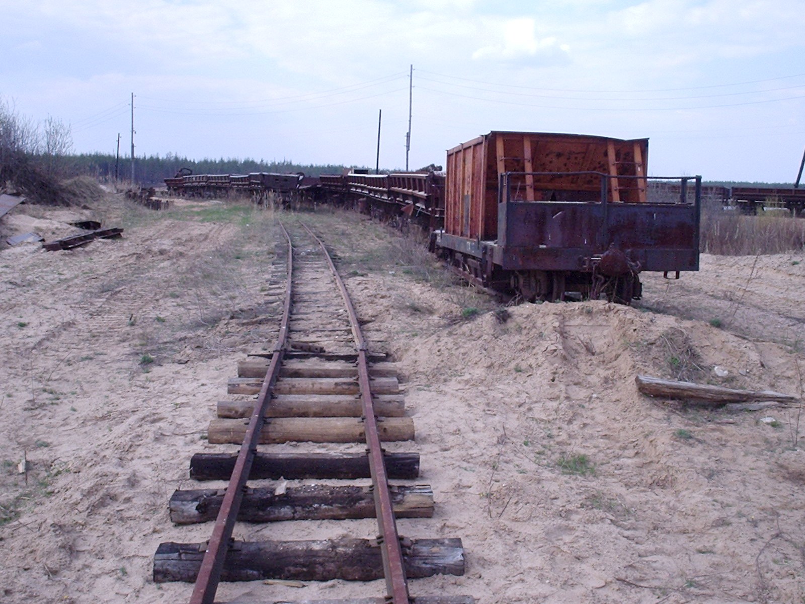 Узкоколейная железная дорога Тверского комбината строительных материалов № 2 - фотографии, сделанные в 2006 году (часть 12)