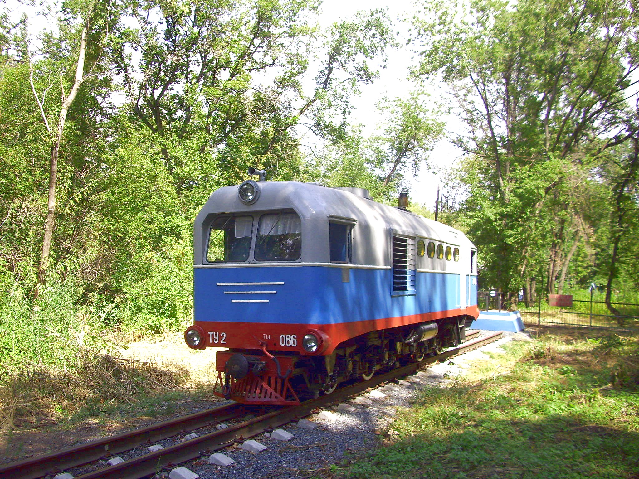Оренбургская детская железная дорога


  —  фотографии, сделанные в 2011 году (часть 2)
