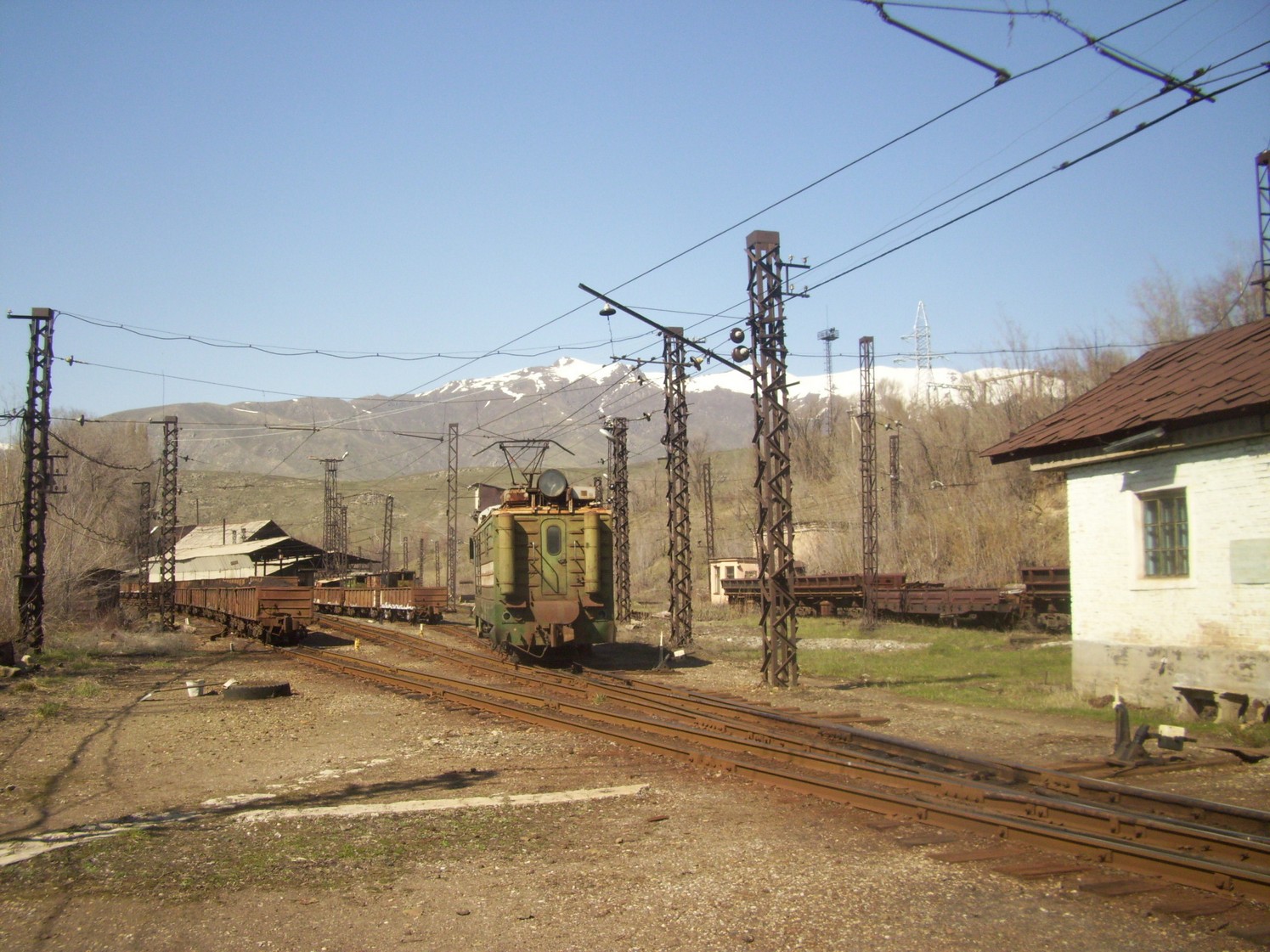 Горная узкоколейная железная дорога Текелийского свинцово-цинкового комбината — фотографии, сделанные в 2010 году (часть 6)