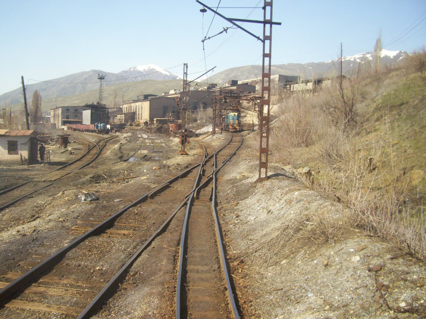 Горная узкоколейная железная дорога Текелийского свинцово-цинкового комбината — фотографии, сделанные в 2010 году (часть 8)