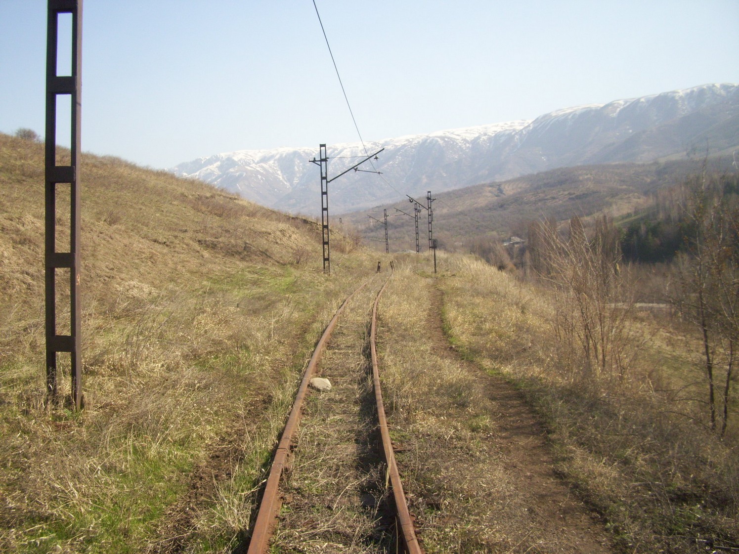 Горная узкоколейная железная дорога Текелийского свинцово-цинкового комбината — фотографии, сделанные в 2010 году (часть 12)