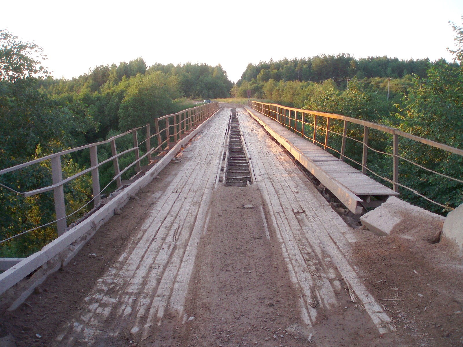 Узкоколейная железная дорога Псковского кирпичного завода  — фотографии, сделанные в 2007 году