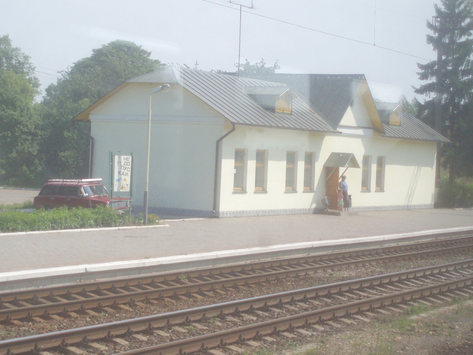 Отдельные фотографии объектов железнодорожного транспорта на территории Черниговской области