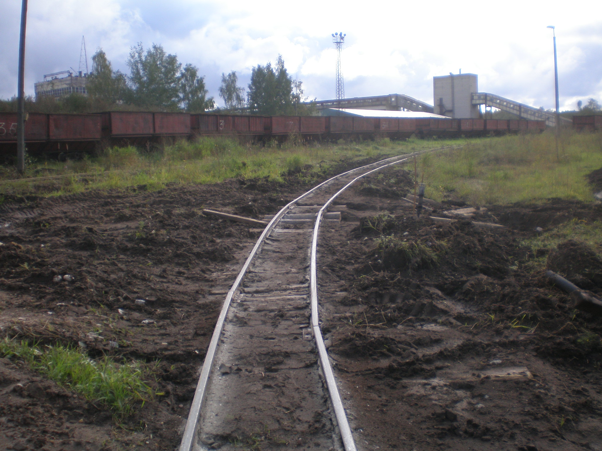 Узкоколейная железная дорога торфобрикетного завода Сангла — фотографии, сделанные в 2008 году (часть 9)