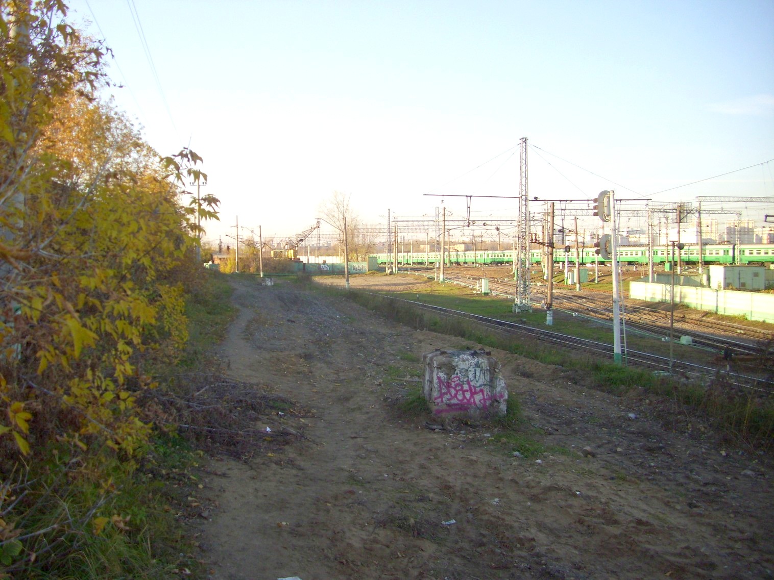 Железнодорожная линия Панки — Дзержинский
  —  фотографии, сделанные в 2011 году (часть 1)