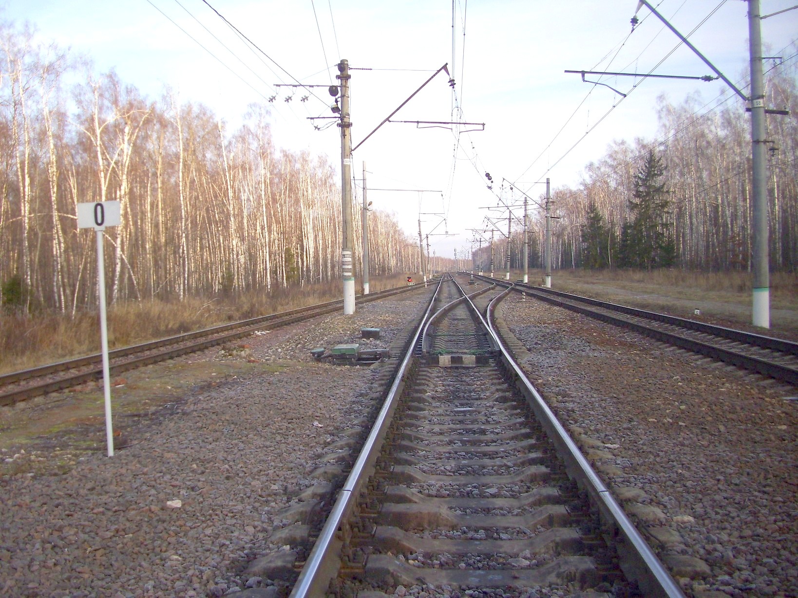 Железнодорожная линия Авиационная — Карьерная
  —  фотографии, сделанные в 2011 году (часть 1)