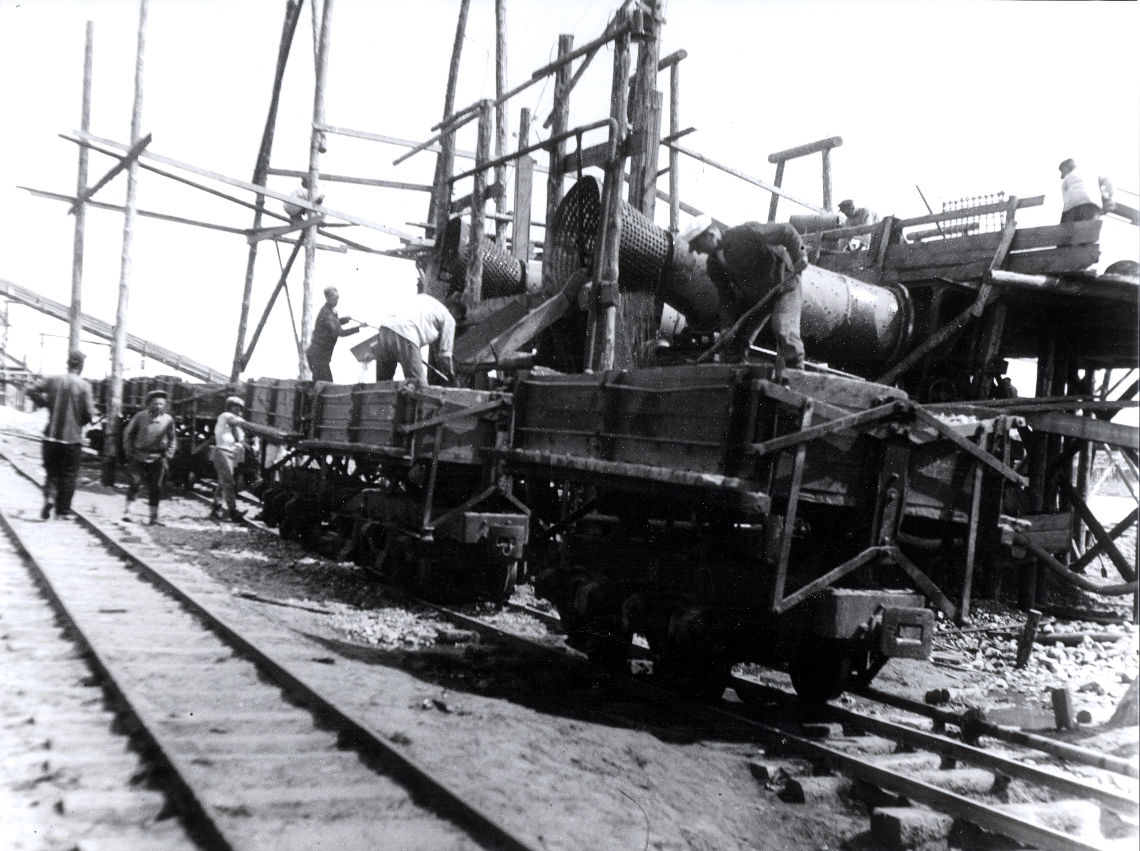 Узкоколейные железные дороги на стройплощадках канала Москва — Волга  —  исторические фотографии (часть 1)