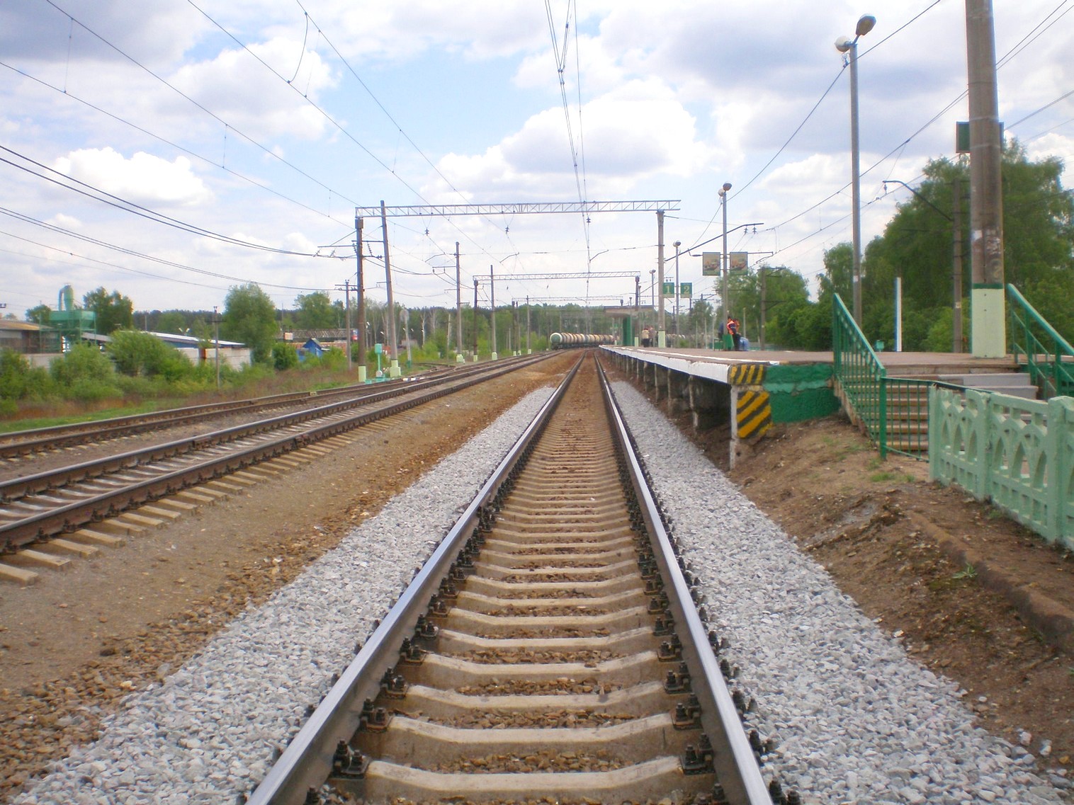 Люберцы-Арзамасская   железнодорожная линия на территории Московской области  — станция Овражки