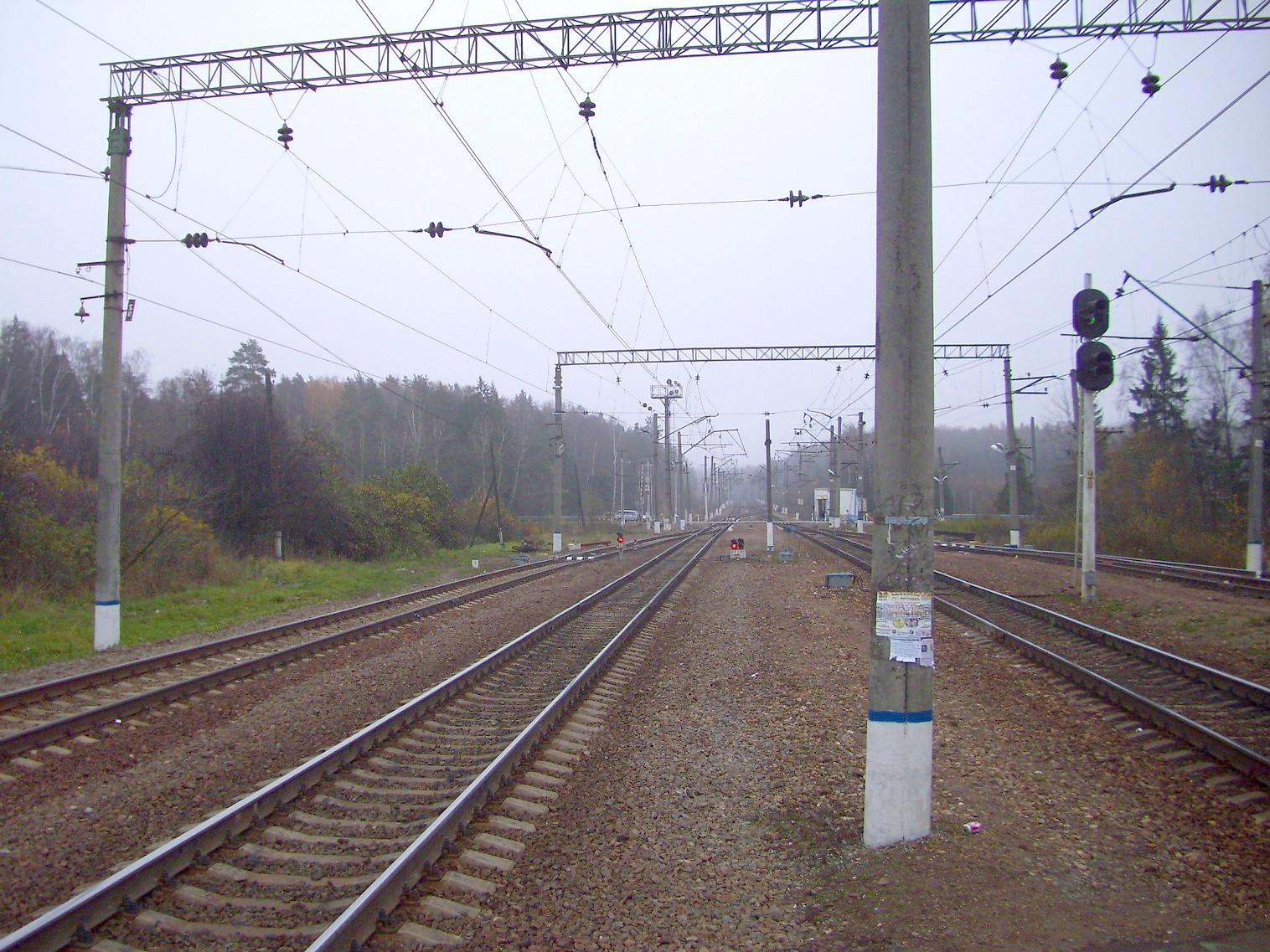 Московско-Виндавская железнодорожная линия на территории Московской области  — станция Холщёвики
