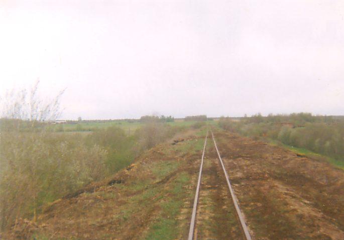 Узкоколейная железная дорога  Мокеиха-Зыбинского торфопредприятия - фотографии, сделанные в 2000 году