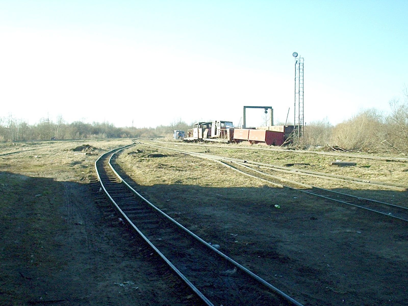 Узкоколейная железная дорога Мокеиха-Зыбинского торфопредприятия — фотографии, сделанные в 2006 году (часть 25)