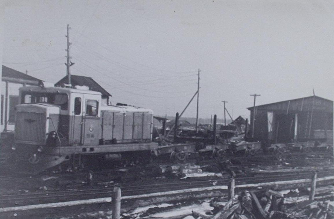 Октябрьская узкоколейная железная дорога - исторические фотографии