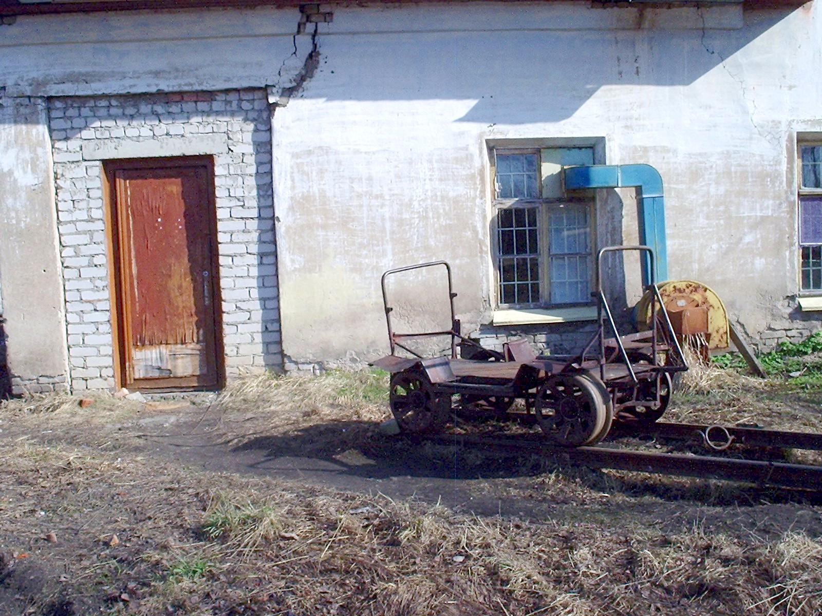 Узкоколейная железная дорога Рыбинского торфопредприятия -  фотографии, сделанные в 2006 году (часть 3)