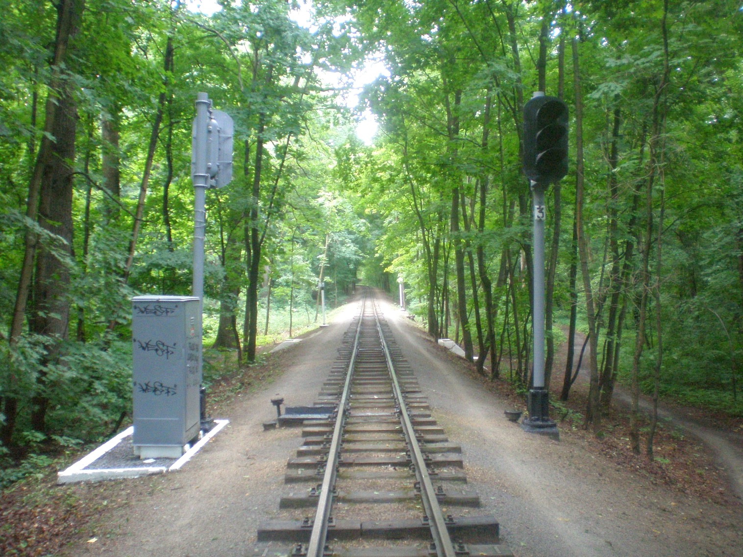 Малая Южная (Харьковская) детская железная дорога  
  —  фотографии, сделанные в 2009 году (часть 3)