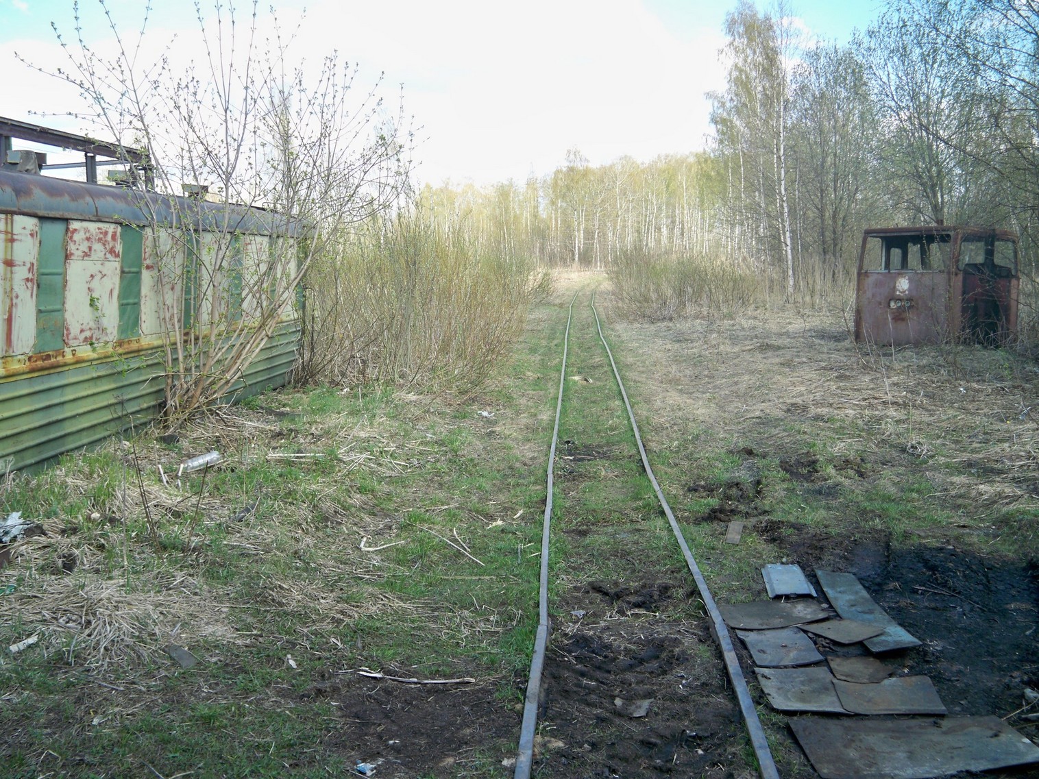 Узкоколейная железная дорога Васильевского предприятия промышленного железнодорожного транспорта  — фотографии, сделанные в 2014 году (часть 4)