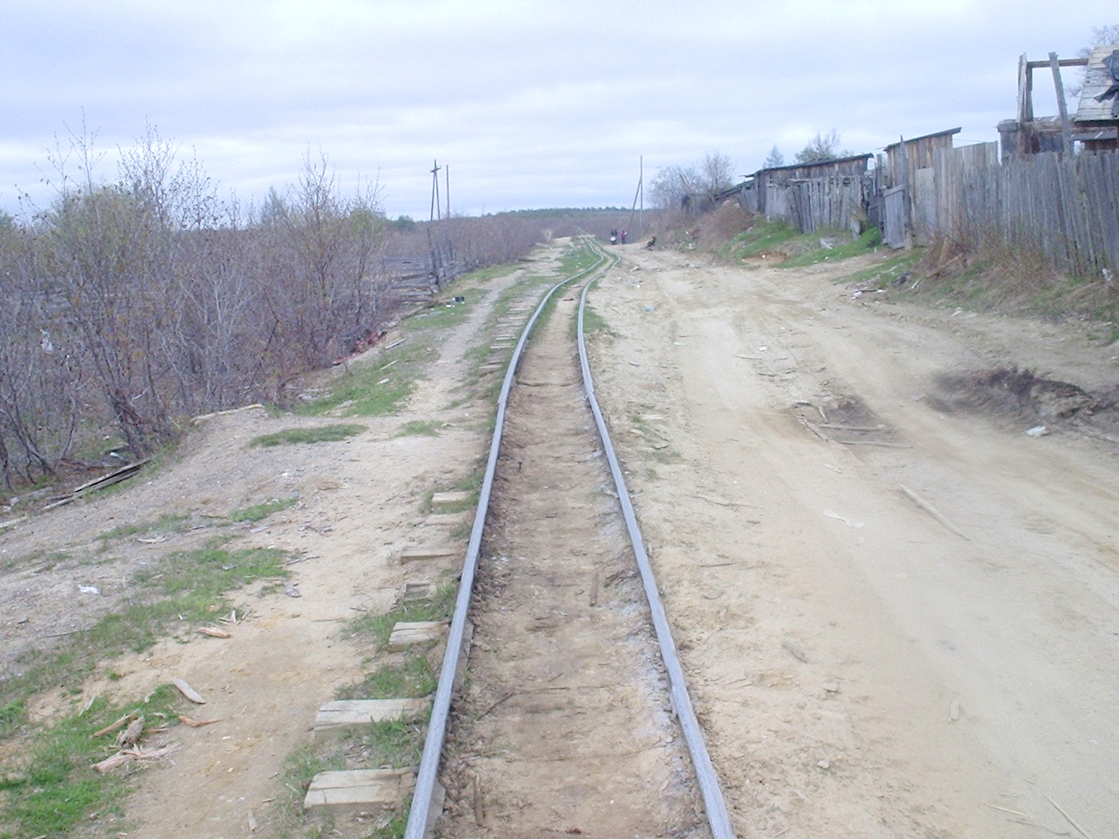 Узкоколейная железная дорога Оха — Ноглики - фотографии, сделанные в 2006 году (часть 6)