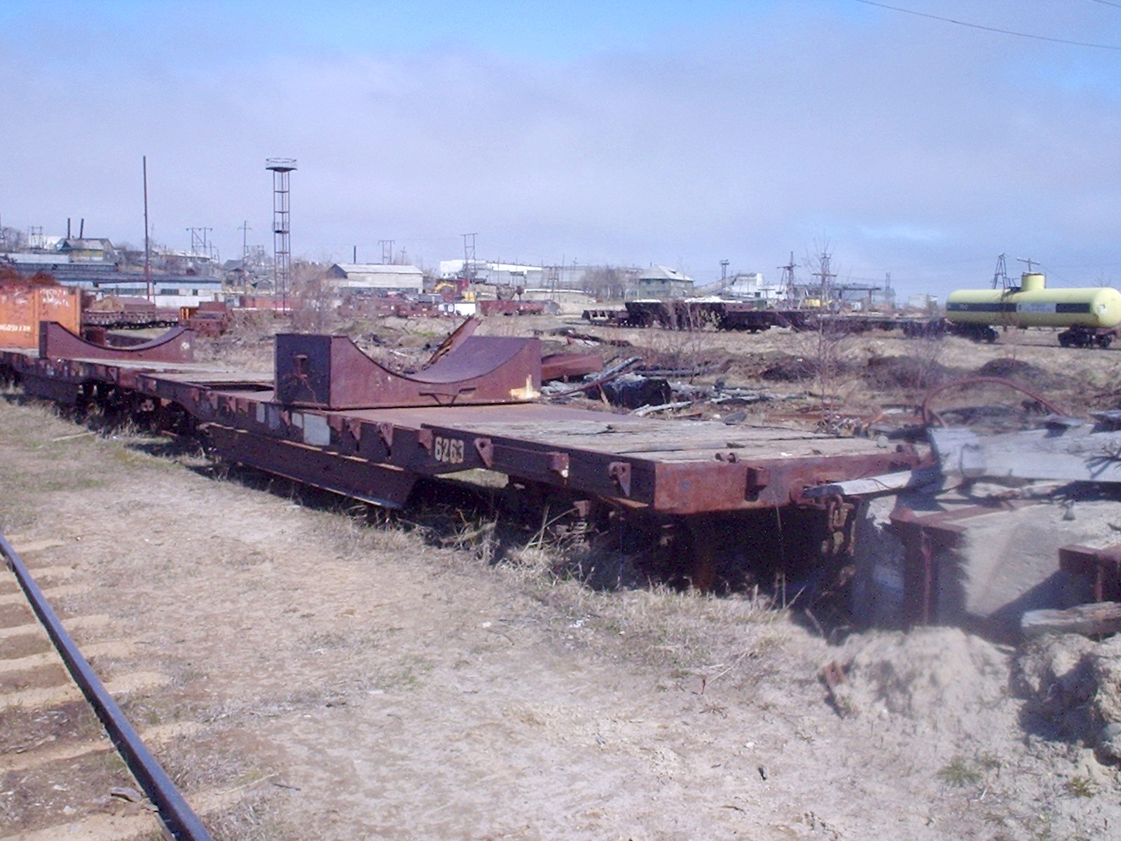 Узкоколейная железная дорога Оха — Ноглики - фотографии, сделанные в 2006 году (часть 11)