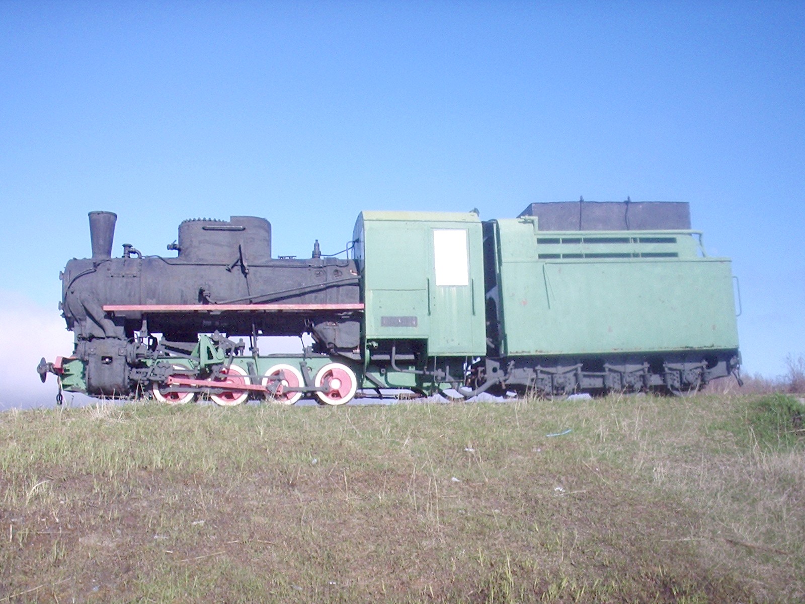 Узкоколейная железная дорога Оха — Ноглики - фотографии, сделанные в 2006 году (часть 18)