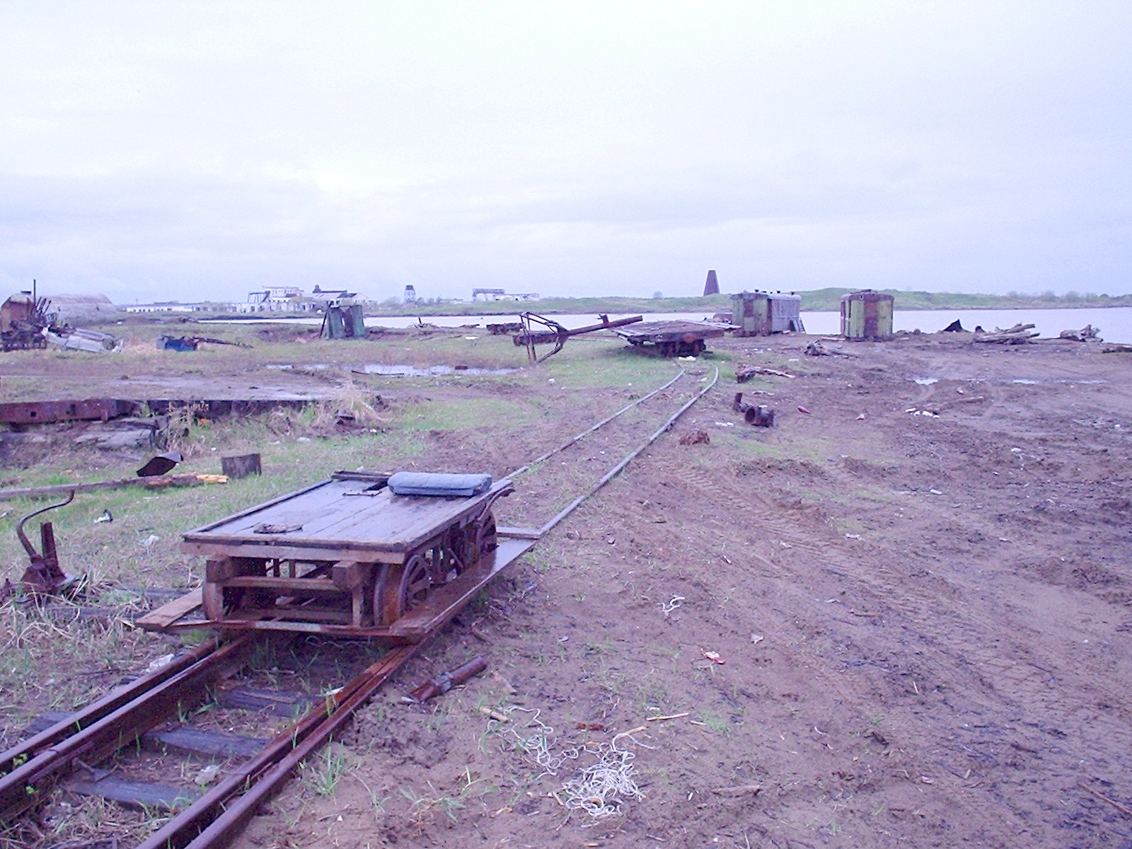 Узкоколейная железная дорога Поронайск  —  Трудовое  —  фотографии, сделанные в 2006 году (часть 1)