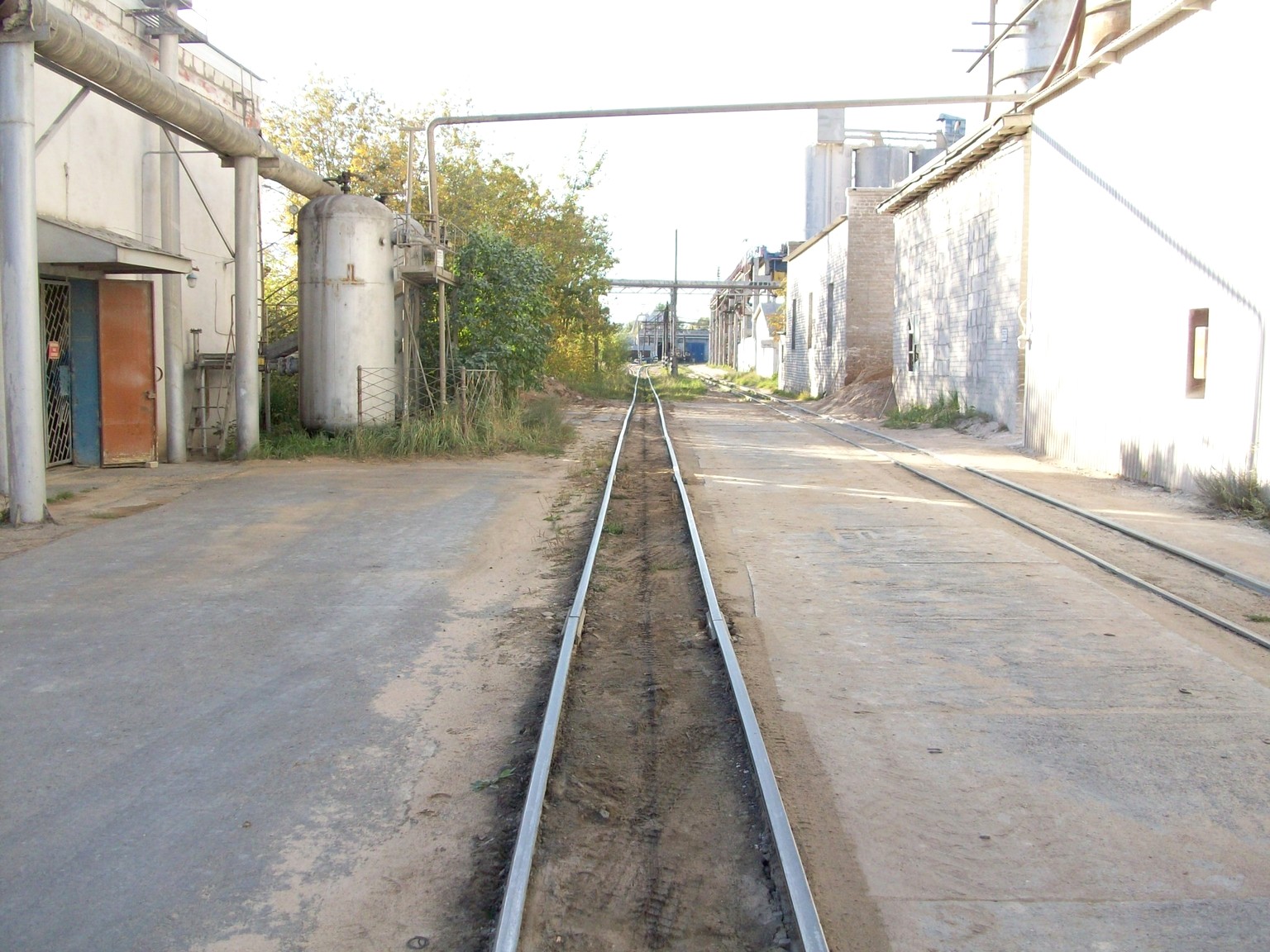 Узкоколейная железная дорога  Тверского комбината строительных материалов №2 — фотографии, сделанные в 2015 году (часть 9)