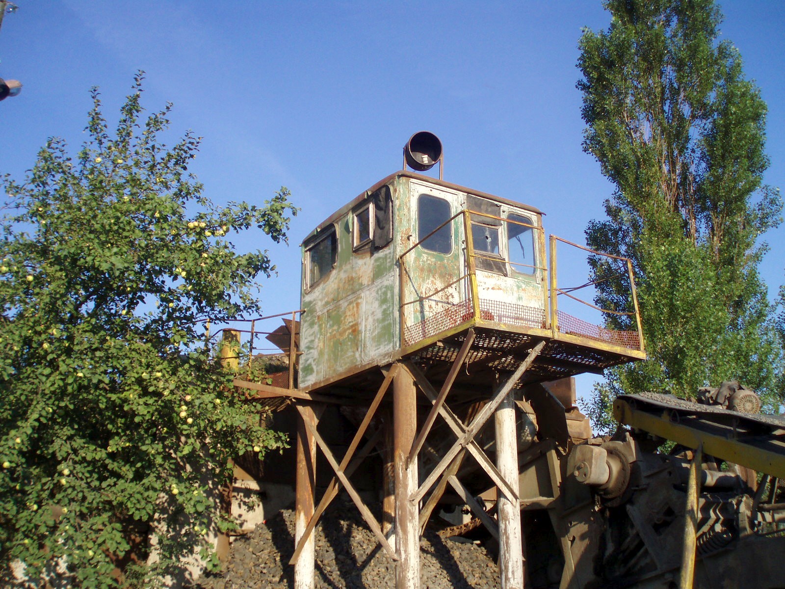 Узкоколейная железная дорога Берестовецкого карьера
  —  фотографии, сделанные в 2007 году (часть 12)