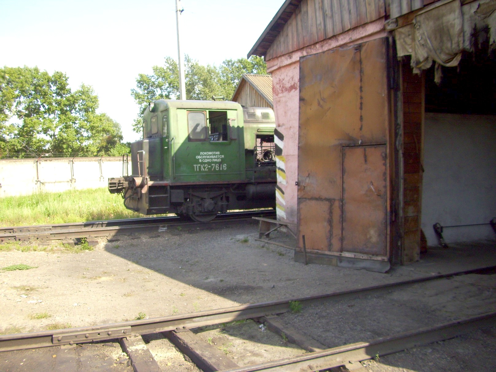 Узкоколейная железная дорога  Белоярского мачтопропиточного завода — фотографии, сделанные в 2009 году (часть 2)