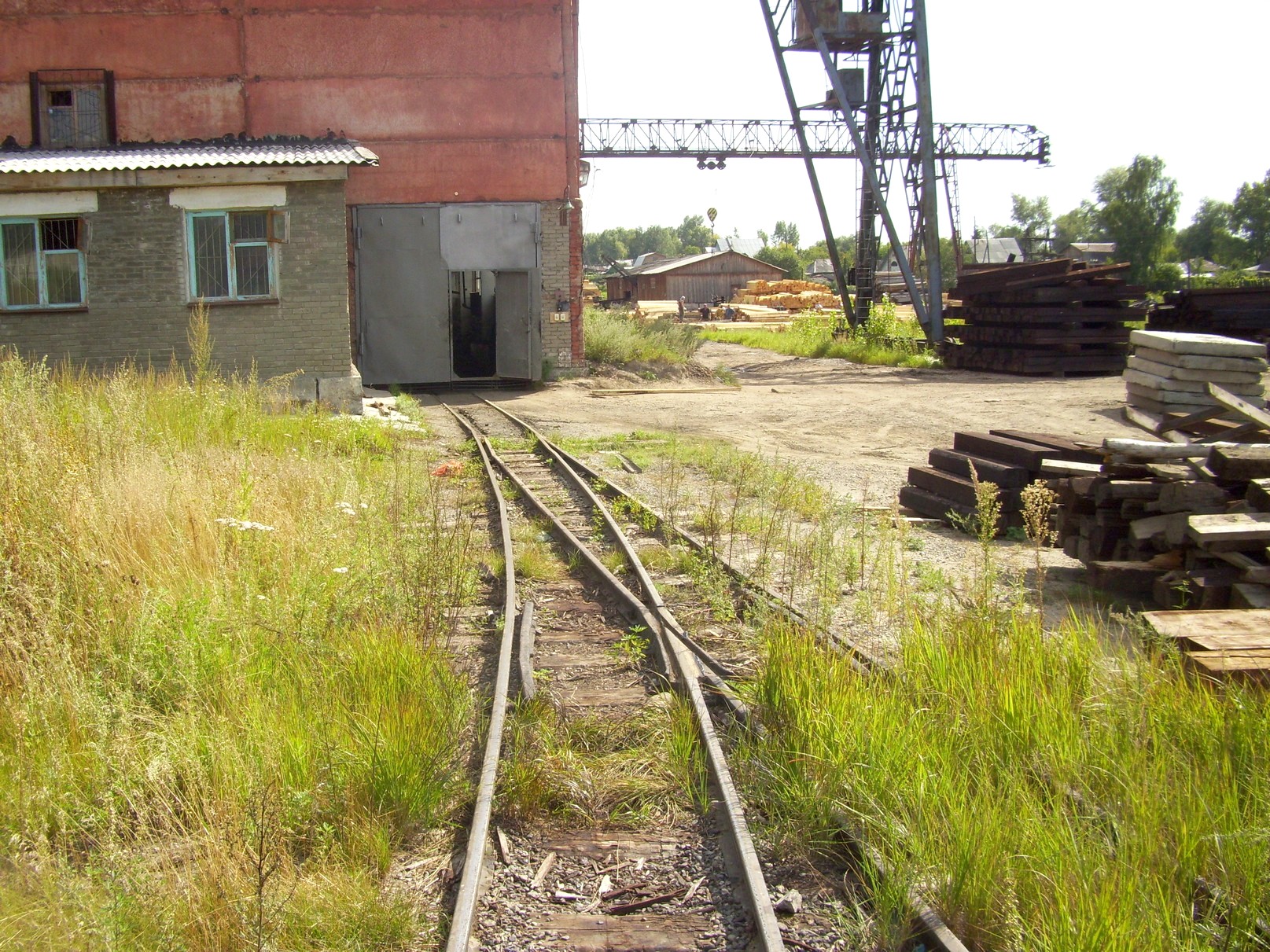 Узкоколейная железная дорога  Белоярского мачтопропиточного завода — фотографии, сделанные в 2009 году (часть 3)