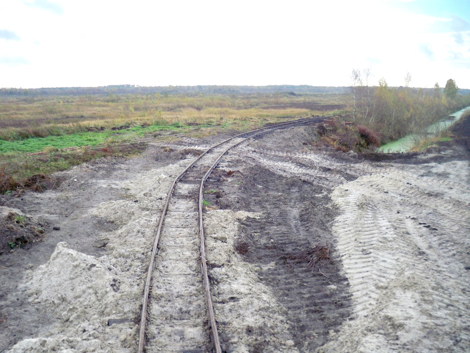 Узкоколейная железная дорога в Должице
  —  фотографии, сделанные в 2012 году (часть 2)