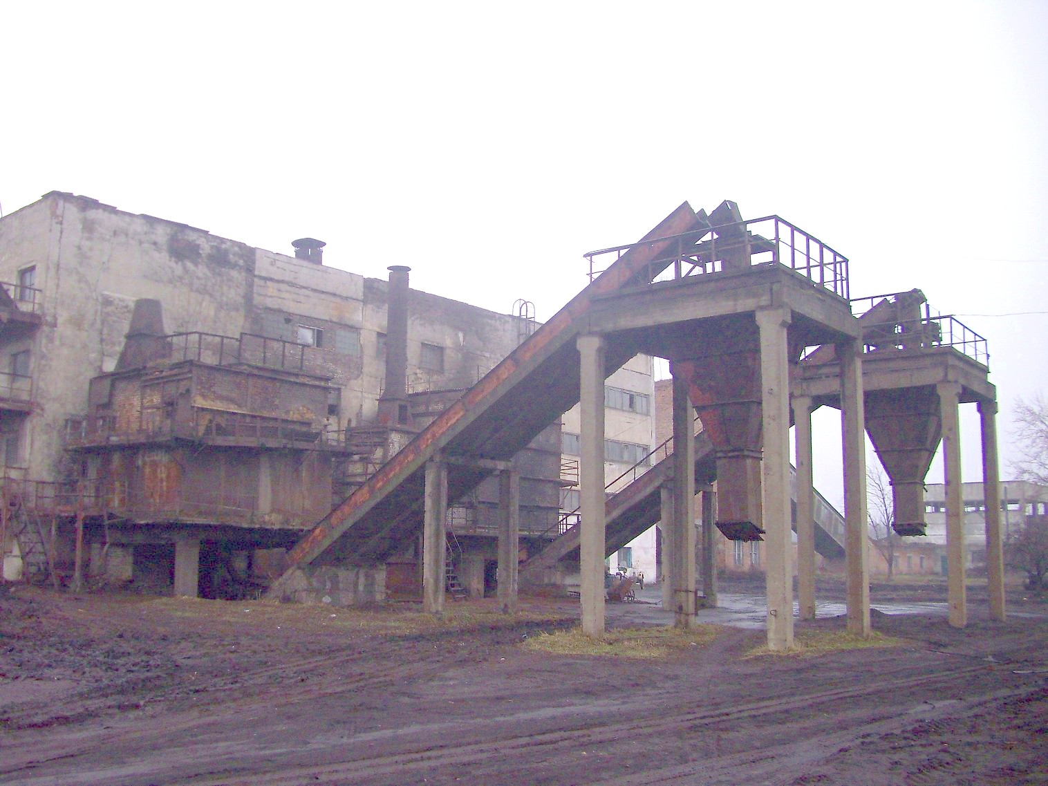 Узкоколейная железная дорога Ирдынского торфобрикетного завода
  —  фотографии, сделанные в 2012 году (часть 1)