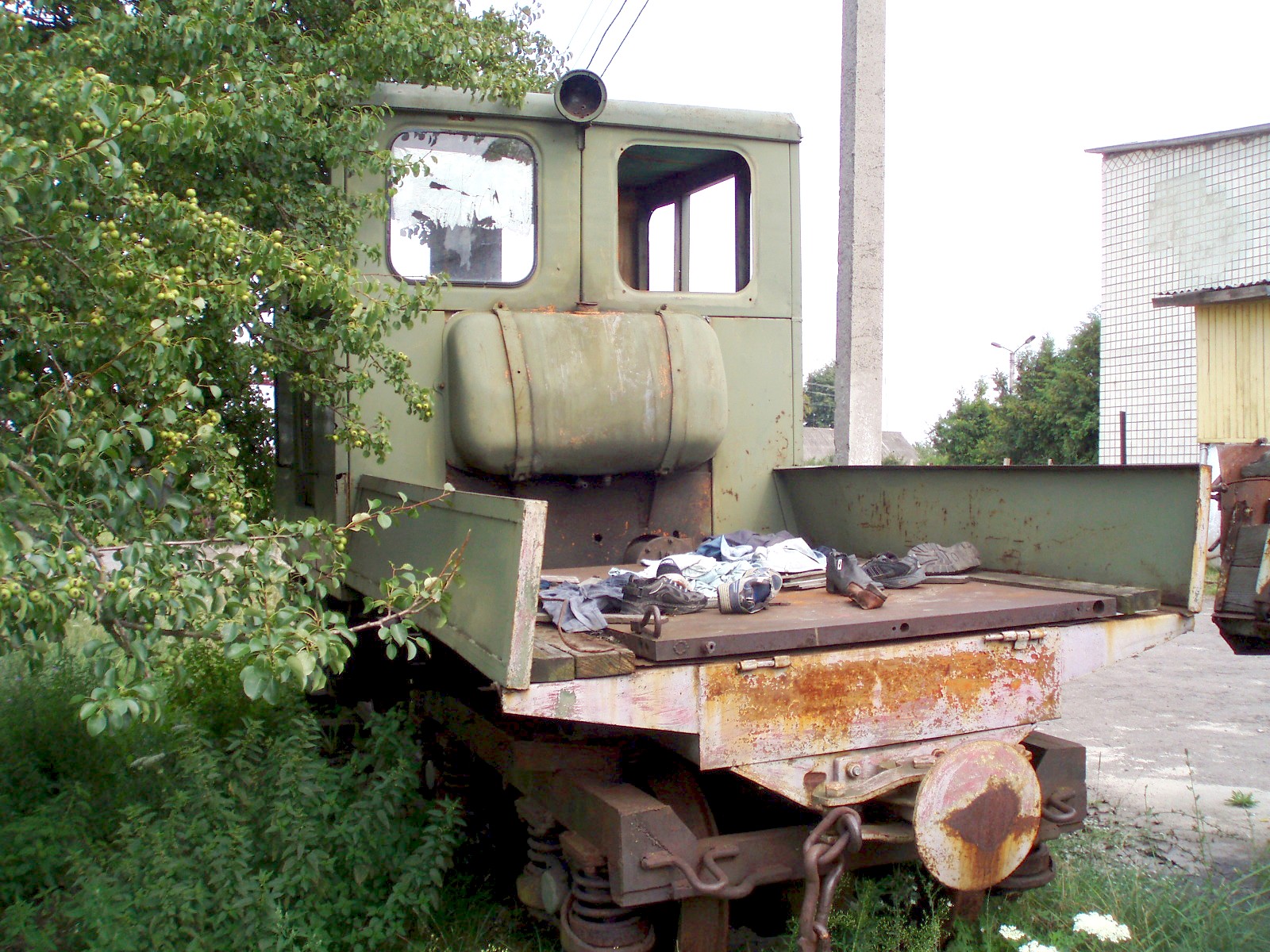 Узкоколейная железная дорога Рокитновского лесопромышленного комплекса
  —  фотографии, сделанные в 2007 году (часть 2)