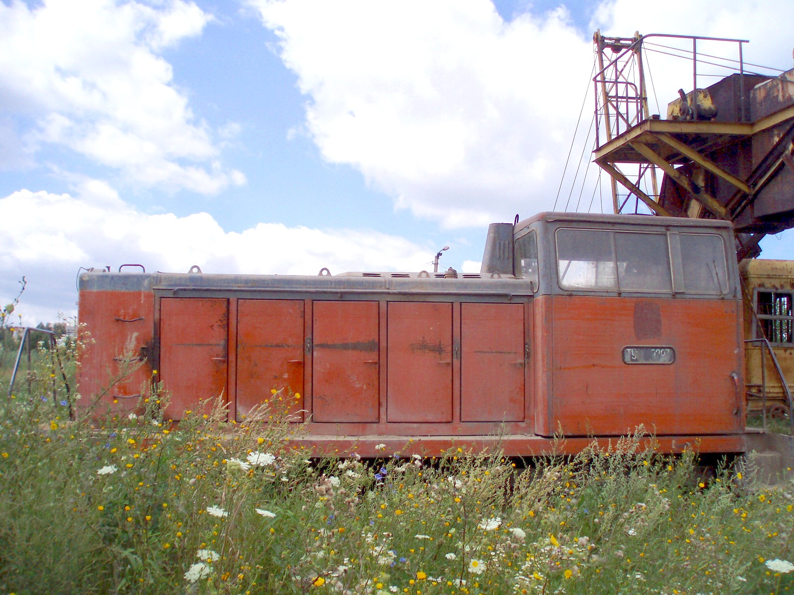 Узкоколейная железная дорога Ровенского комбината строительных материалов
  —  фотографии, сделанные в 2007 году (часть 2)