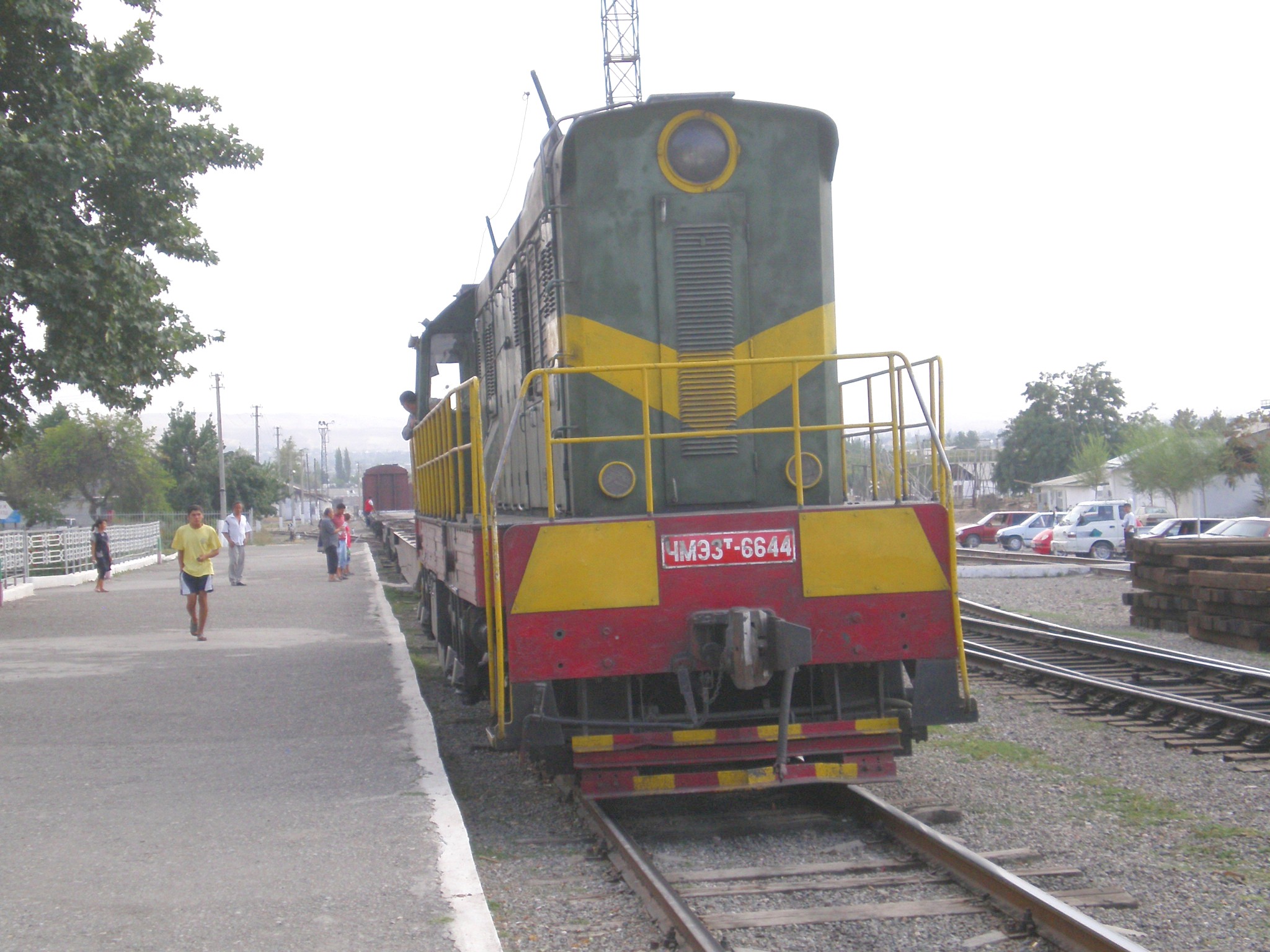 Железнодорожная линия Карасу — Ош  —  фотографии, сделанные в 2008 году (часть 4)