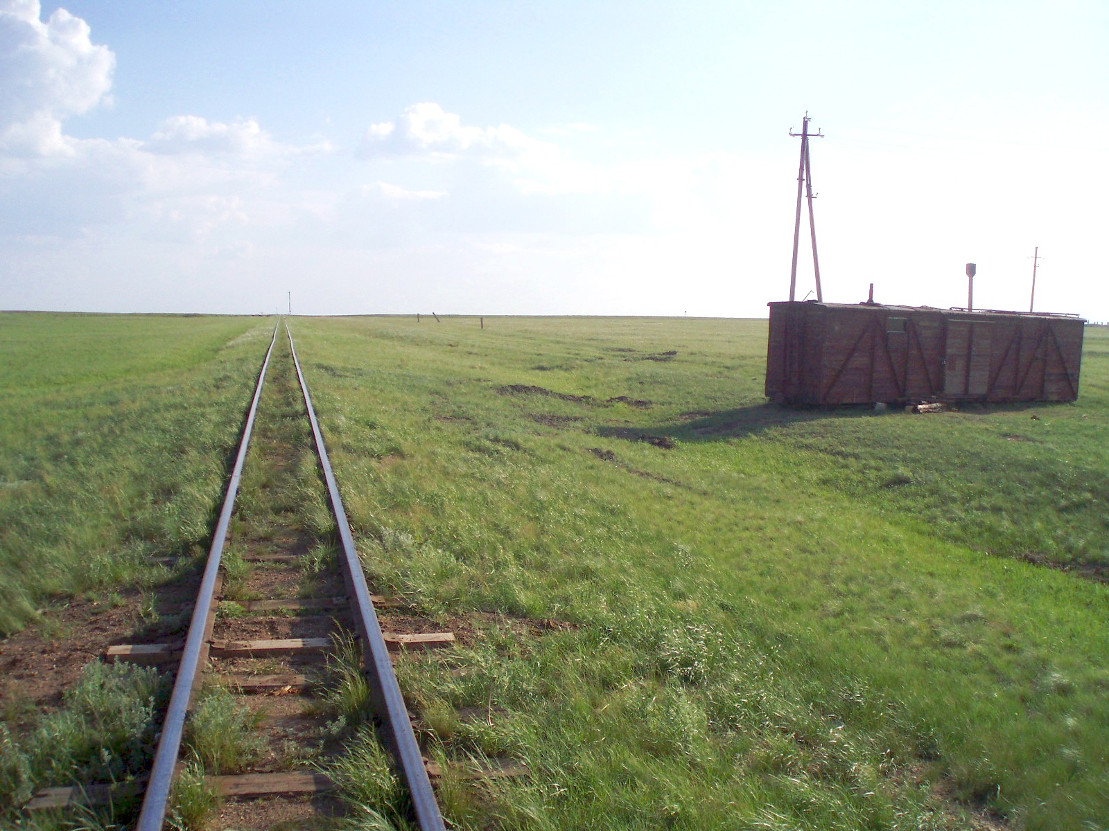 Узкоколейная железная дорога Атбасар  —  Шантобе  —  фотографии, сделанные в 2007 году (часть 15)
