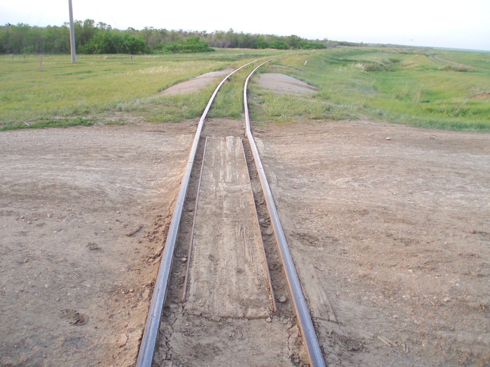Узкоколейная железная дорога Атбасар  —  Шантобе  —  фотографии, сделанные в 2007 году (часть 18)