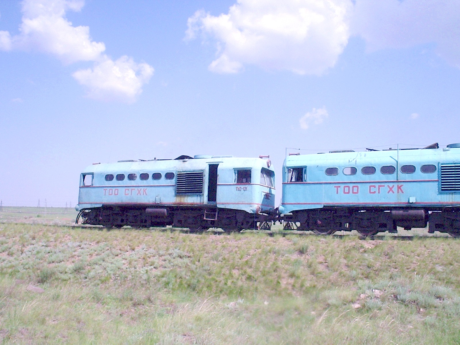 Узкоколейная железная дорога Атбасар  —  Шантобе  —  фотографии, сделанные в 2007 году (часть 38)