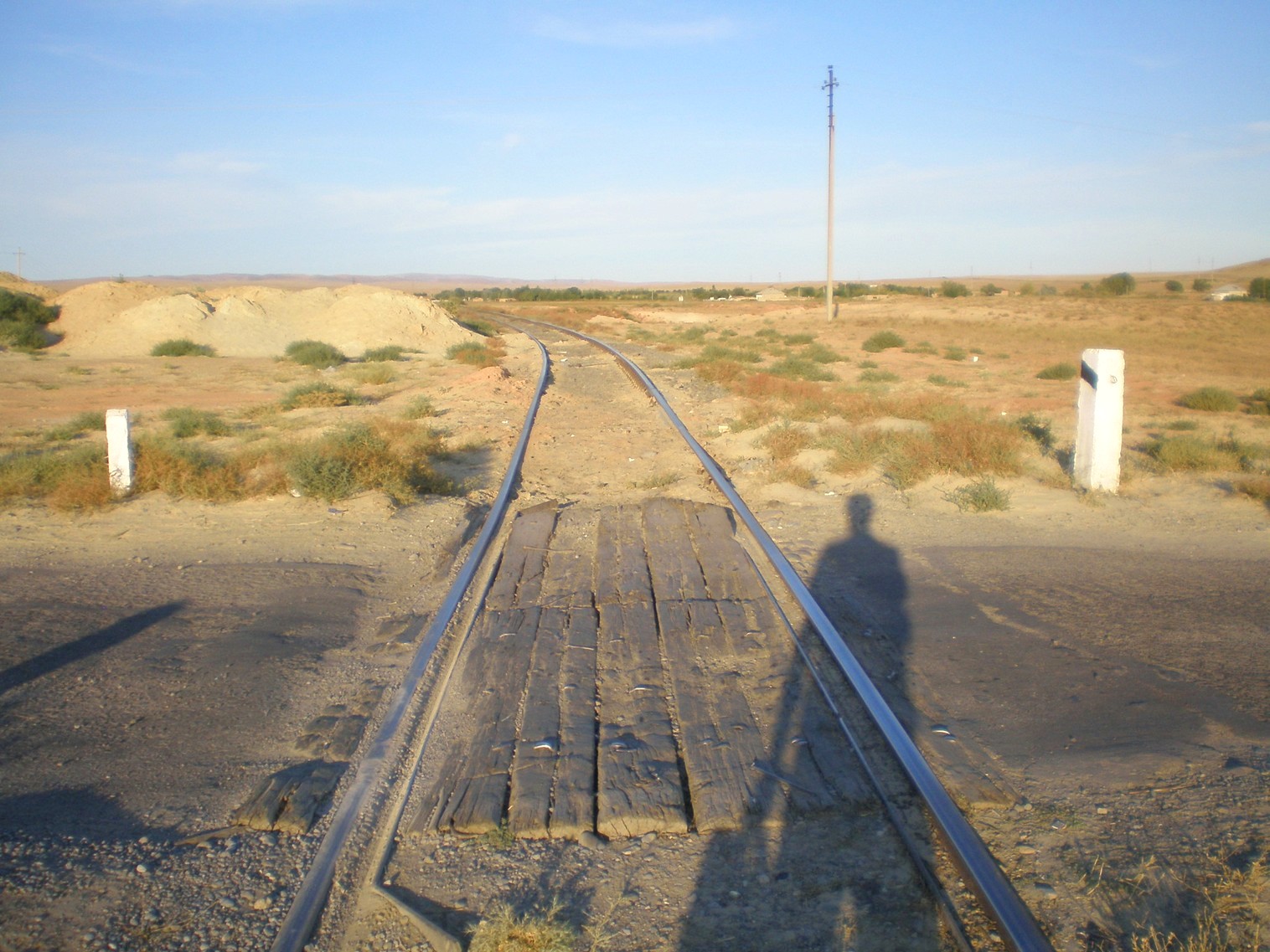 Железнодорожная линия Туркестан — Кентау