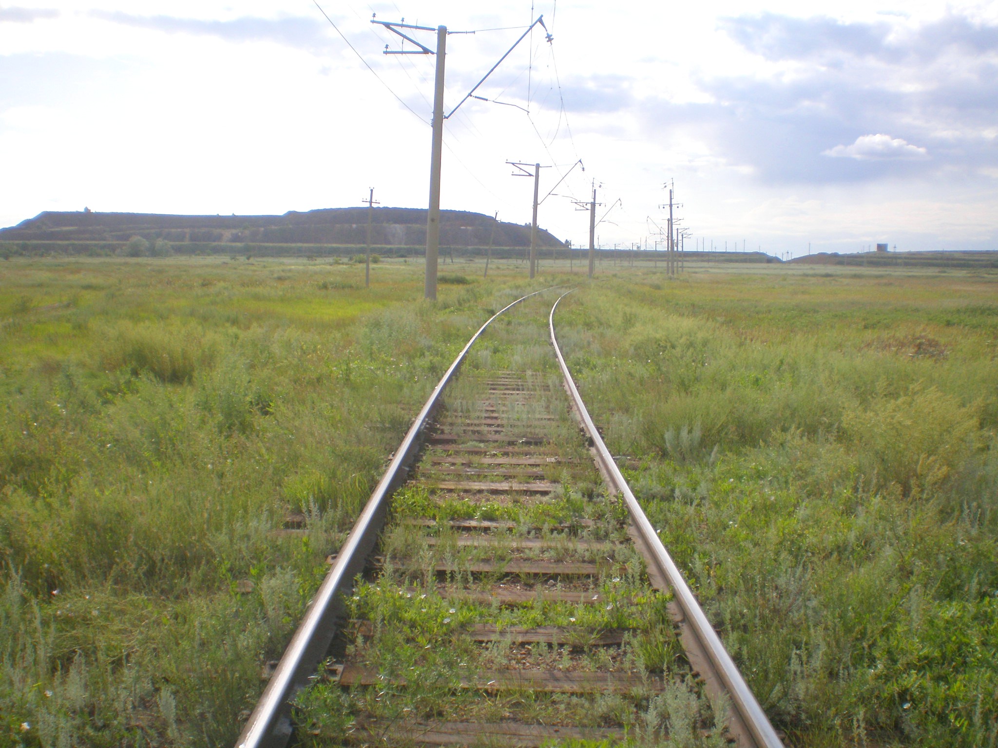 Железнодорожная линия УЖДТ Степногорского горно-химического комбината  —  фотографии, сделанные в 2009 году (часть 15)