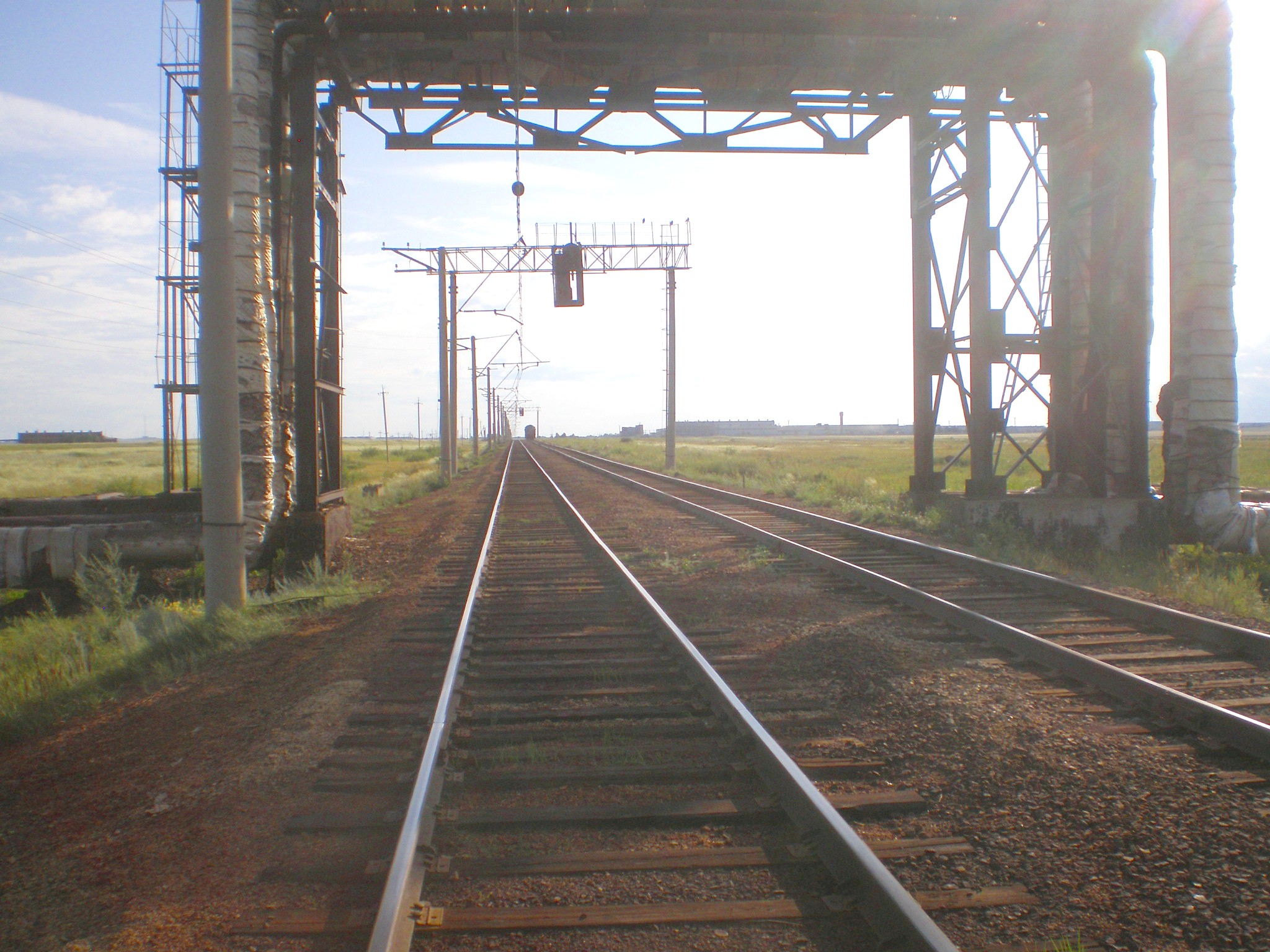 Железнодорожная линия УЖДТ Степногорского горно-химического комбината  —  фотографии, сделанные в 2009 году (часть 20)