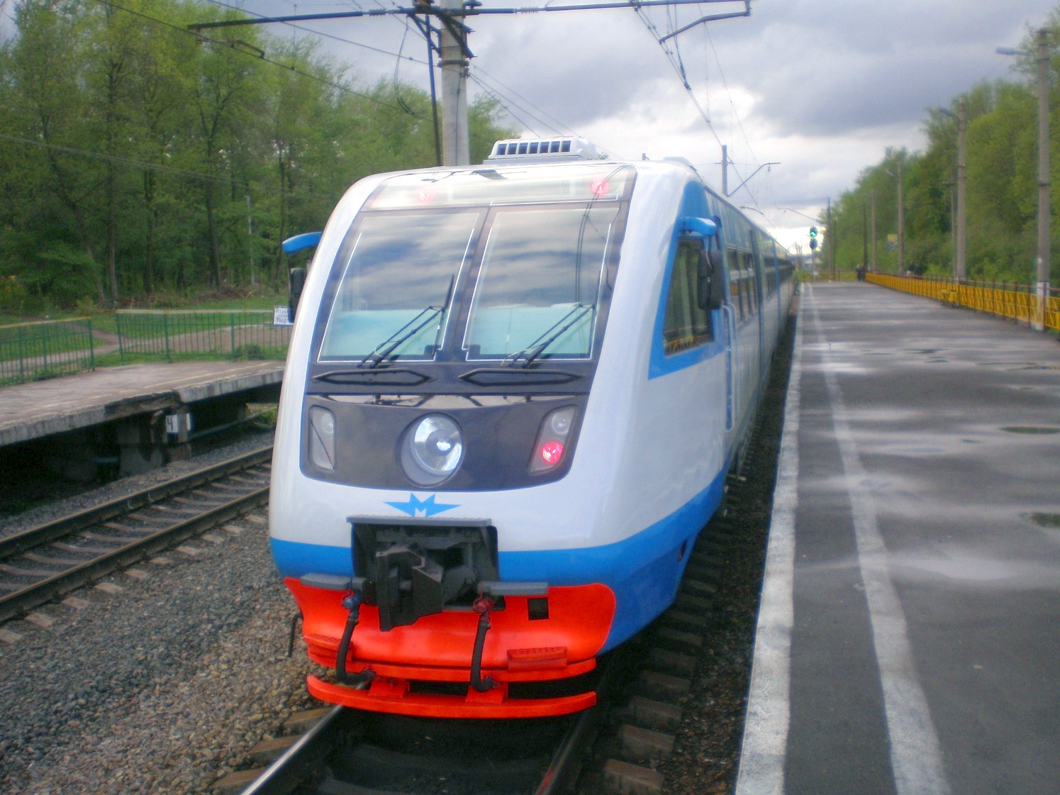 Железнодорожная линия Маклец — Новомосковская I — Бобрик-Донской   —  фотографии, сделанные в 2009 году (часть 1)