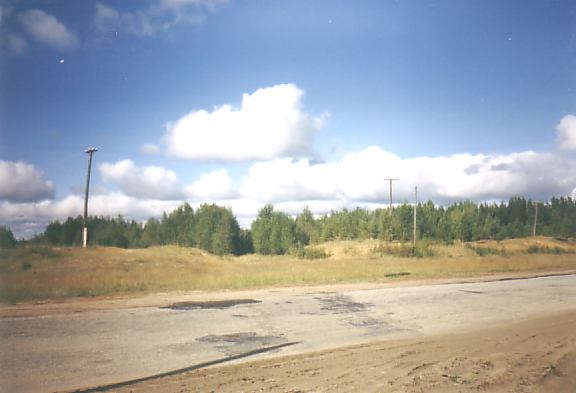 Лопьинская узкоколейная железная дорога   — фотографии, сделанные в 2004 году