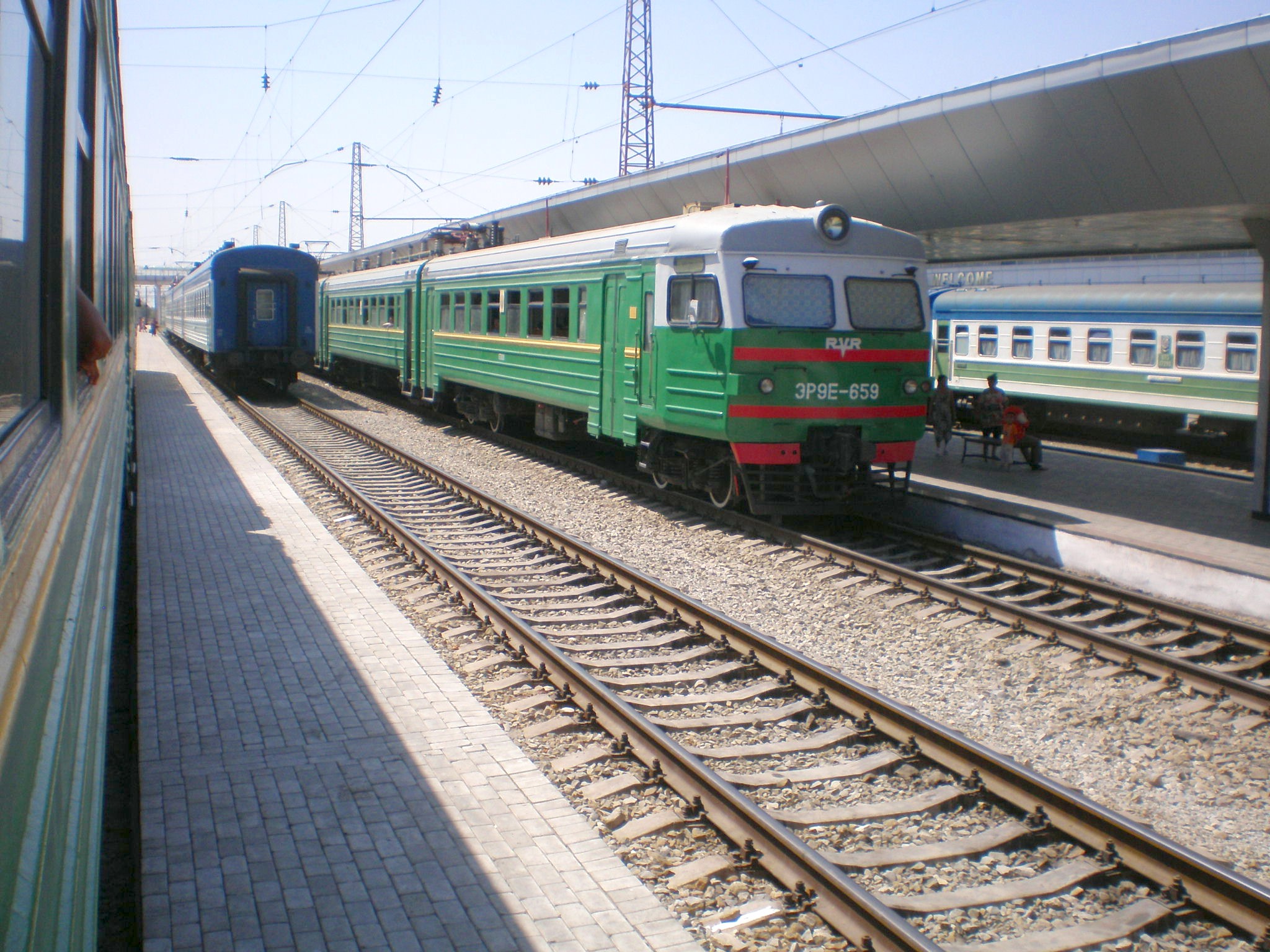 Отдельные фотографии объектов железнодорожного транспорта на территории города Ташкента —  дополнительная страница 2