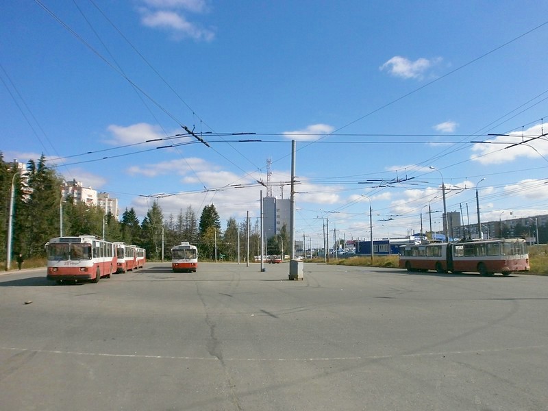 Конечная станция 20. Улица Ворошилова Ижевск. Станция Ворошилов. Конечная станция. Ижевск Сайгатка.